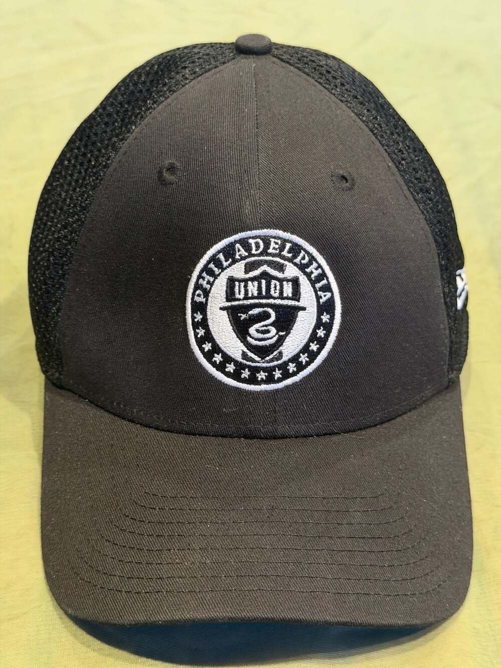 New Era Philadelphia Union 39THIRTY Black Mesh Trucker Hat Small / Medium